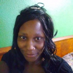 Meet your Posher, Alisha